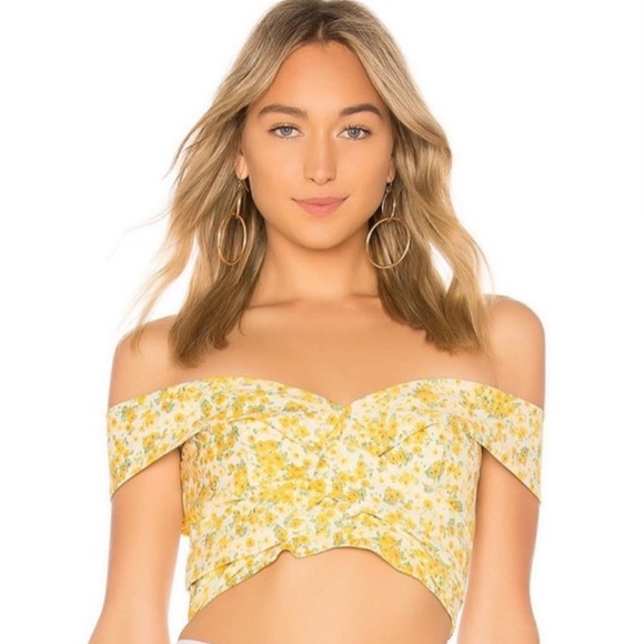 Off shoulder floral crop top - Picture 1 of 3